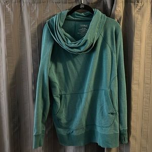 Women’s LL Bean XL sweatshirt